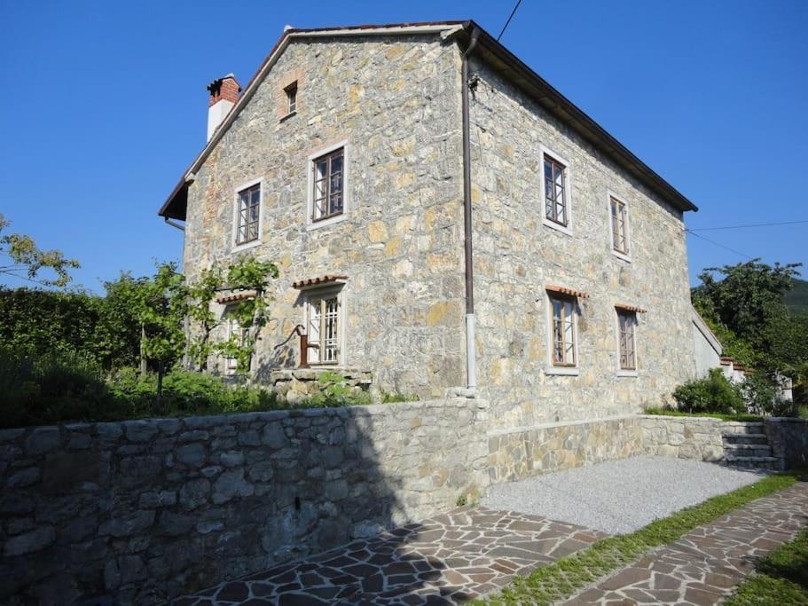 A Lovely House In Vipava Valley Екстер'єр фото